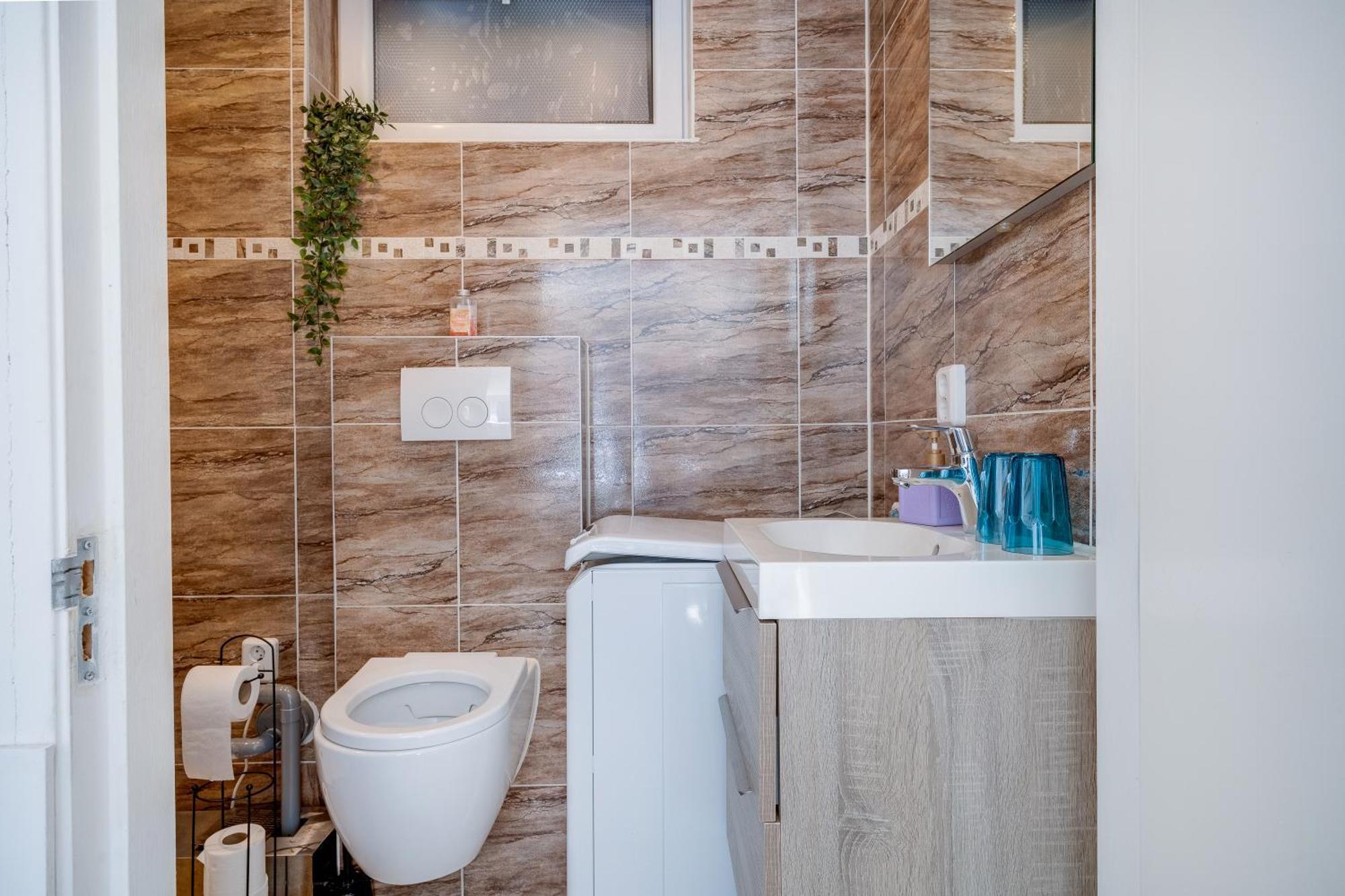 Luxe Wellness Apartment Apeldoorn With Jacuzzi And Sauna Eksteriør billede