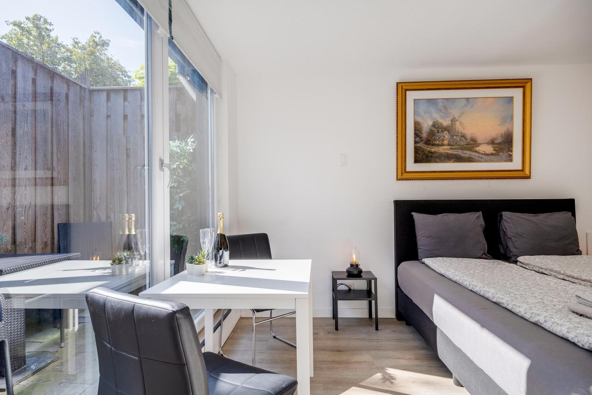 Luxe Wellness Apartment Apeldoorn With Jacuzzi And Sauna Eksteriør billede